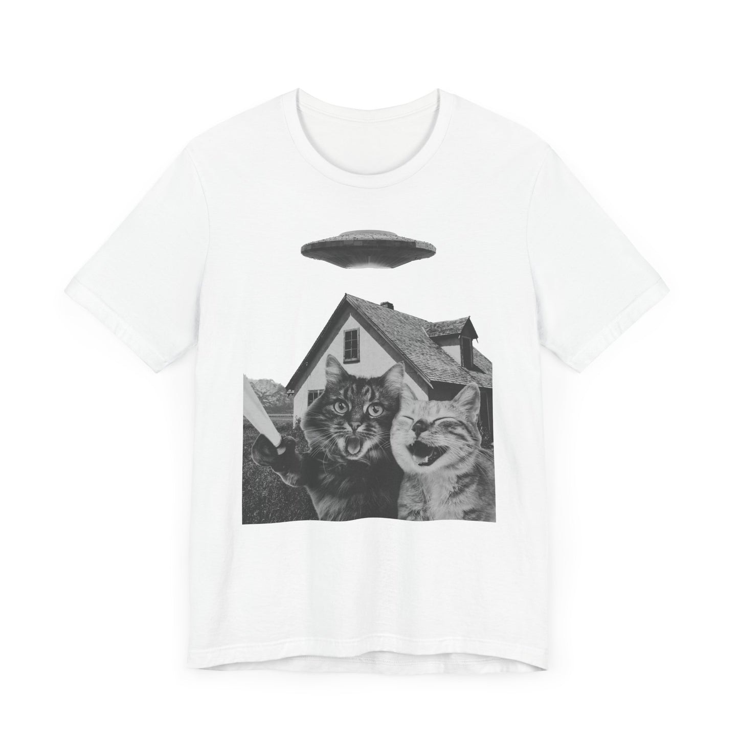 UFO Kitty Selfie - Perfect for Travel Lovers